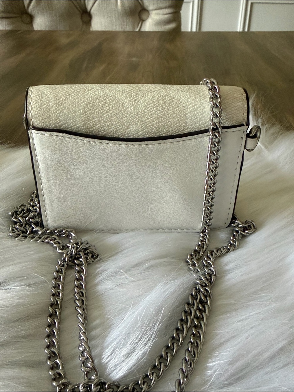 Coach Mini Boxed Card Wallet W/ Chain - Picture 3 of 8